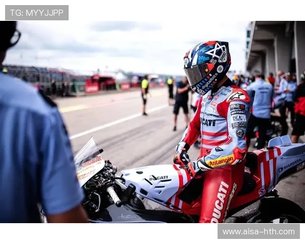 MotoGP赛手赛前心理:如何在高G环境保持冷静? MotoGP赛手赛前心理:如何在高G环境保持冷静?