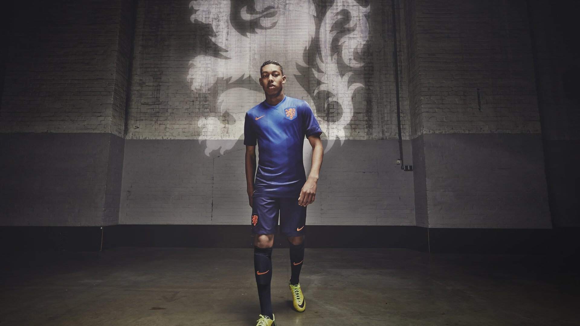 欧冠“球迷最期待对决”网络投票：皇马对巴黎排名第一